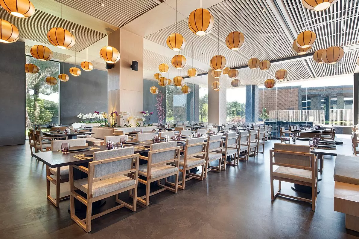 رستوران 2 هتل ویاژ آنتالیا